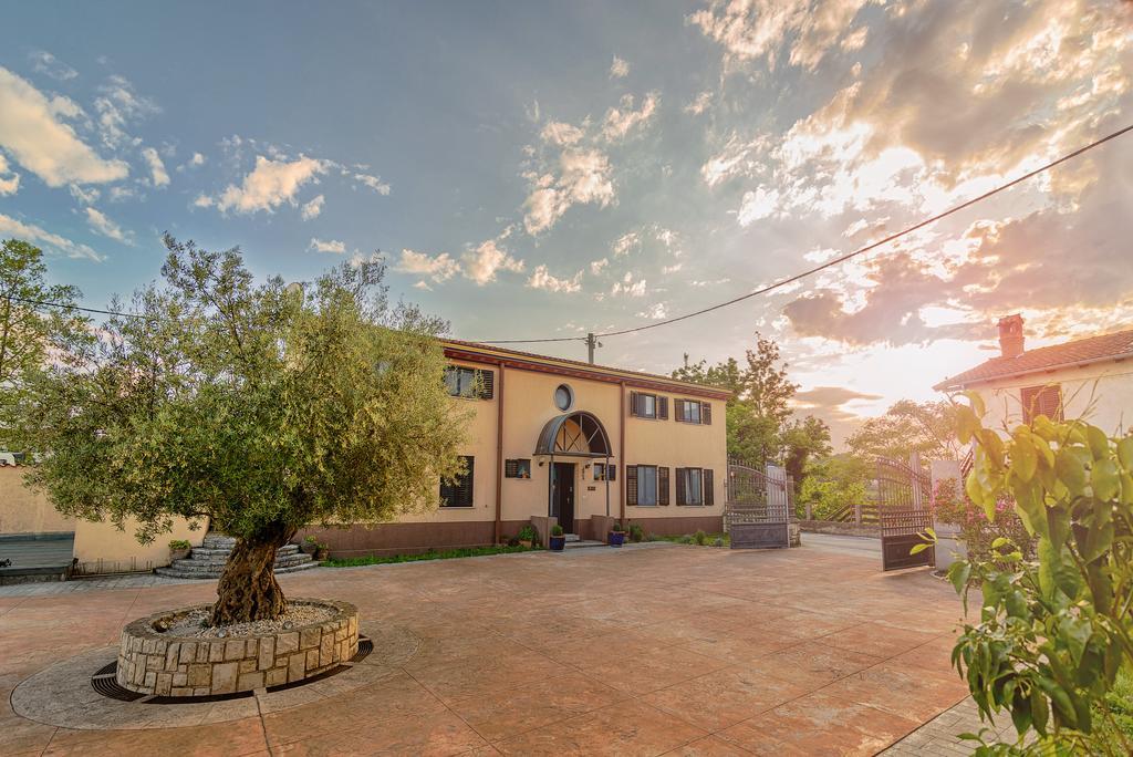 Hotel Stara Sola - Oleander Resort Korte 외부 사진